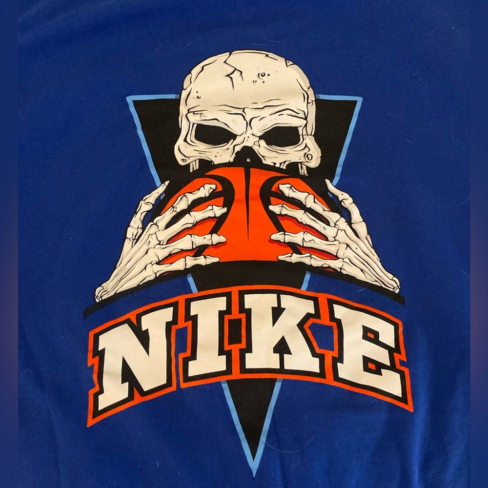 Men’s Nike Tee